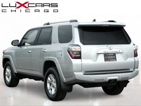 Used 2024 Toyota 4Runner SR5 RWD image 5
