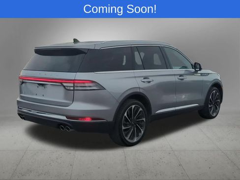 Used 2024 Lincoln Aviator Reserve w/ Equipment Group 201A AWD/4WD image 6