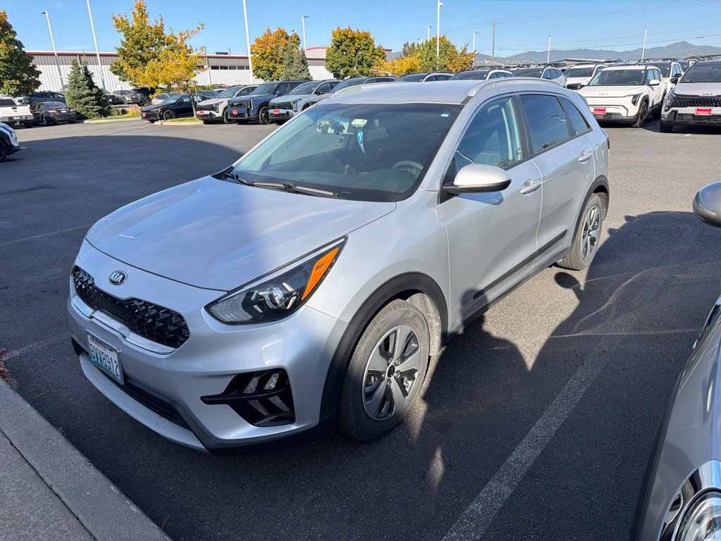 Used 2020 Kia Niro LX FWD image 2