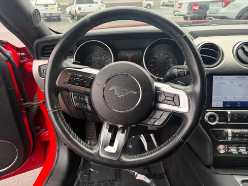 Used 2020 Ford Mustang Premium RWD image 9