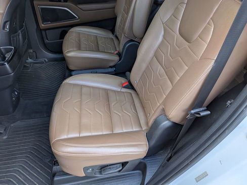 Used 2022 Kia Telluride SX w/ SX Prestige Package image 29