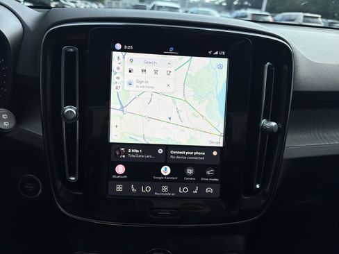 Certified 2024 Volvo XC40 B5 Core w/ Protection Package Premier AWD/4WD image 24