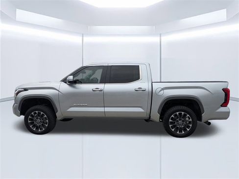 Used 2024 Toyota Tundra Limited image 7