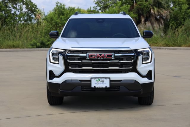 New 2027 GMC Terrain Elevation w/ Elevation Premium Package FWD image 2