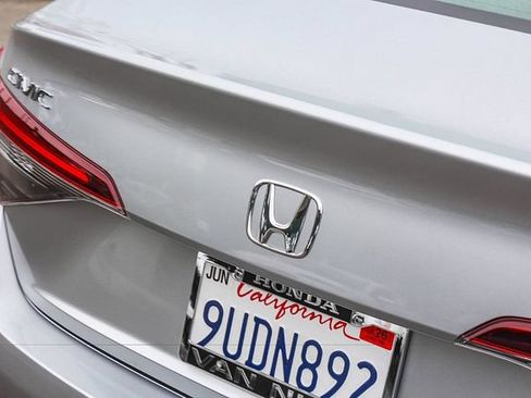 Used 2025 Honda Civic Sport Touring image 9