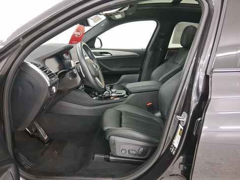 Used 2025 BMW X4 xDrive30i image 5