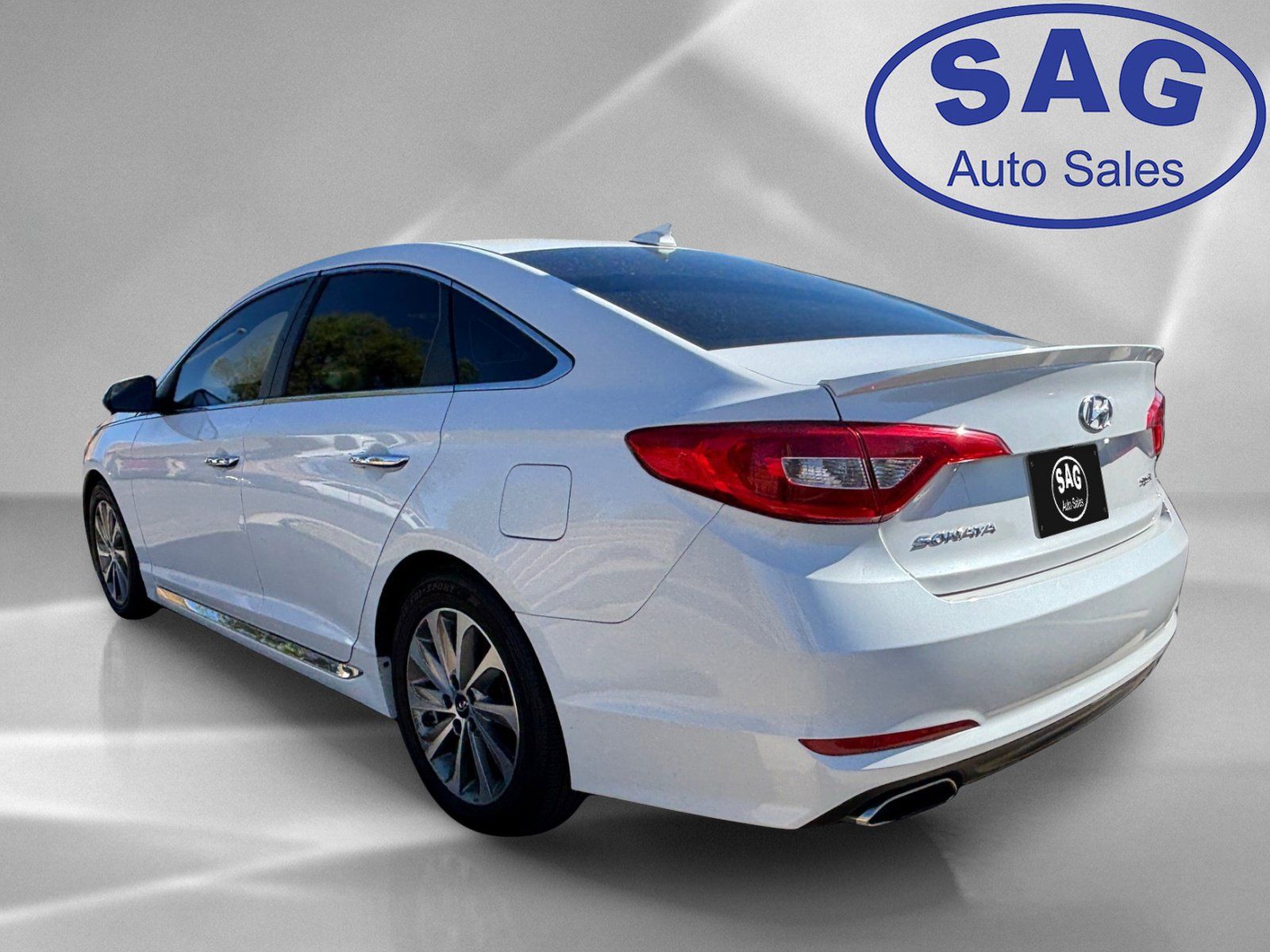 Used 2017 Hyundai Sonata Sport w/ Value Edition Package 02 FWD image 4