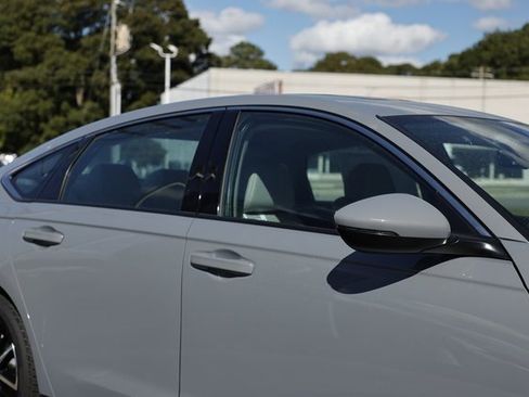 New 2025 Honda Accord Touring image 17