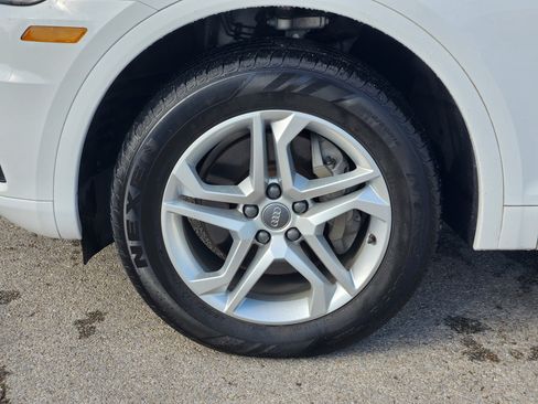 Used 2019 Audi Q5 2.0T Premium AWD/4WD image 10