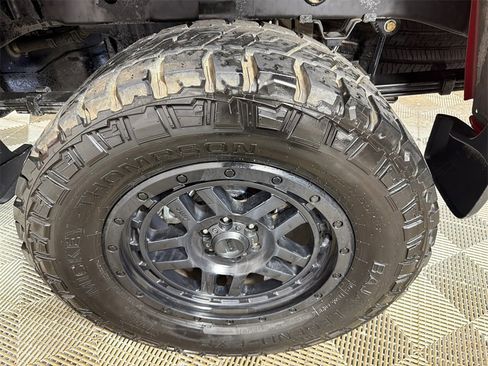 Used 2022 Nissan Frontier S w/ Technology Package image 19