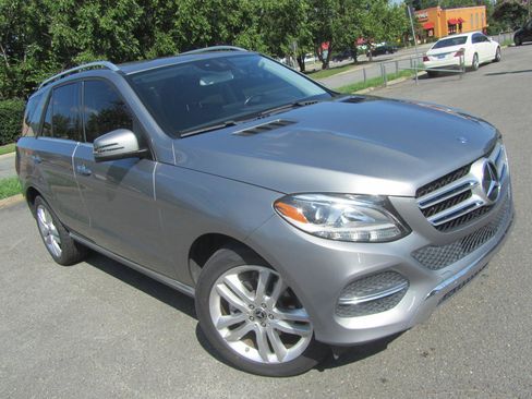 Used 2016 Mercedes-Benz GLE 350 w/ Premium Package image 3