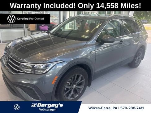 Certified 2024 Volkswagen Tiguan SE AWD/4WD image 1