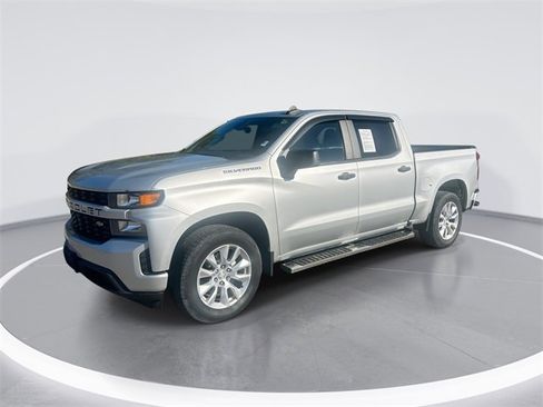 Used 2021 Chevrolet Silverado 1500 Custom w/ Safety Confidence Package image 1