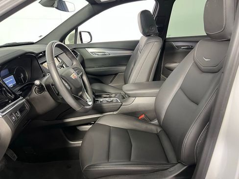 Used 2024 Cadillac XT6 Luxury w/ LPO, Floor Liner Package image 22