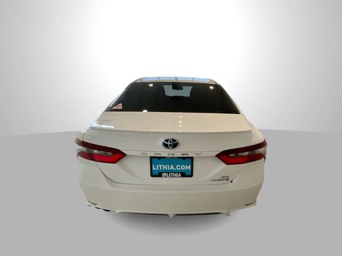 Used 2022 Toyota Camry SE image 7