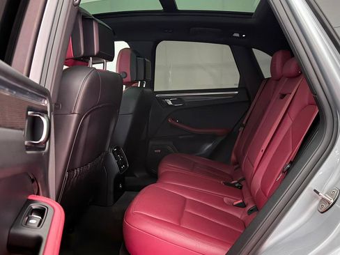 Used 2017 Porsche Macan GTS AWD/4WD image 26