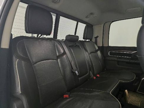 Used 2023 RAM 2500 Laramie AWD/4WD image 17