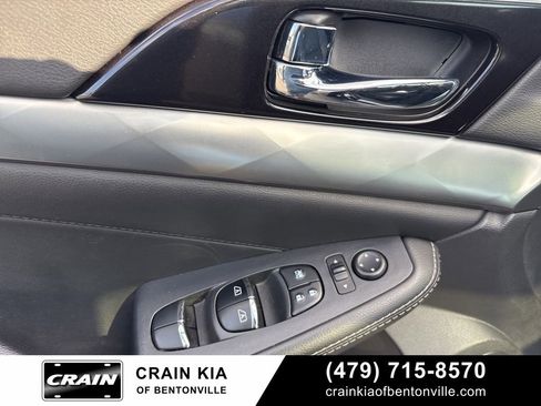 Used 2019 Nissan Maxima 3.5 SL w/ Floor Mat Group image 11