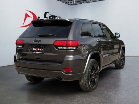 Used 2021 Jeep Grand Cherokee Laredo X AWD/4WD image 3