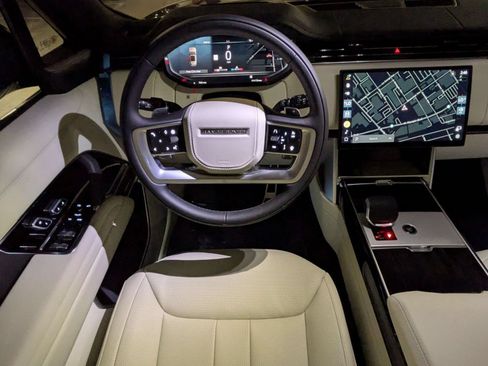 New 2026 Land Rover Range Rover SE AWD/4WD image 27