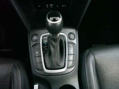 Used 2021 Hyundai Kona Limited AWD/4WD image 22