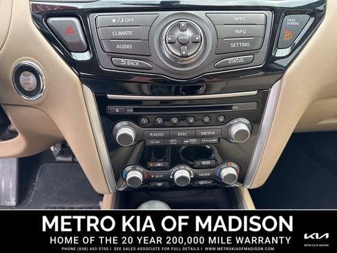Used 2017 Nissan Pathfinder SV w/ SV Cold Weather Package AWD/4WD image 21