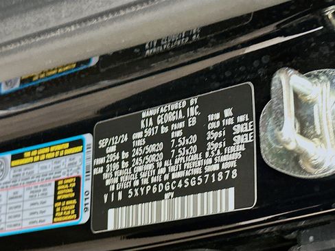 Used 2025 Kia Telluride S AWD/4WD image 12
