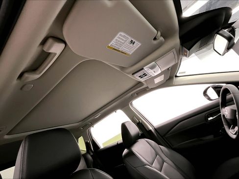 New 2025 Nissan Rogue SL w/ Tech Package AWD/4WD image 68