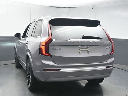 New 2026 Volvo XC90 B6 Plus w/ Protection Package Premier image 6