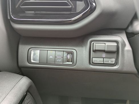 New 2026 Chevrolet Silverado EV Trail Boss w/ Premium Package image 22