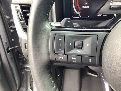 Used 2022 Nissan Rogue Platinum w/ Head-Up Display Package FWD image 13