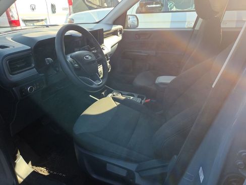 Used 2023 Ford Maverick XL FWD image 3