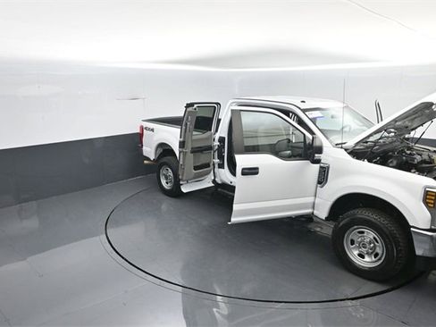 Used 2019 Ford F350 XL w/ XL Value Package image 32