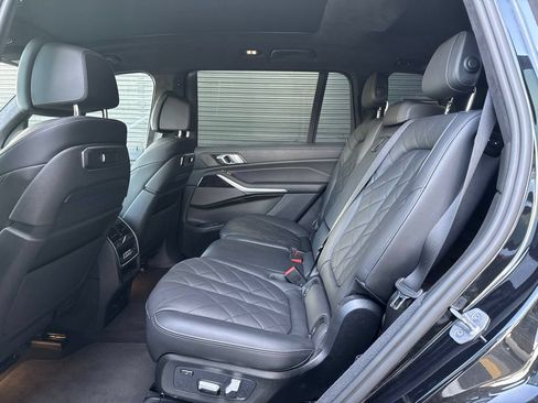 Used 2023 BMW X7 xDrive40i w/ Executive Package AWD/4WD image 7