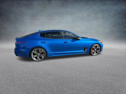 Used 2020 Kia Stinger GT2 image 24