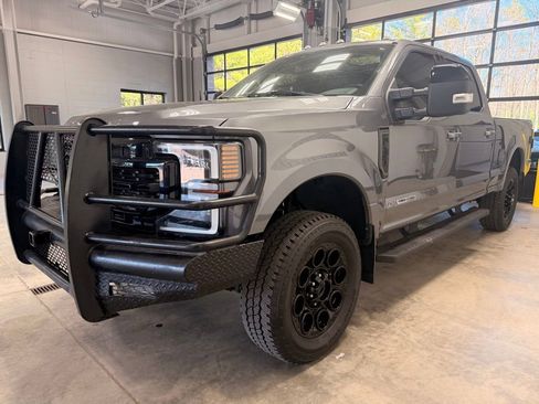 Used 2021 Ford F250 Lariat AWD/4WD image 5