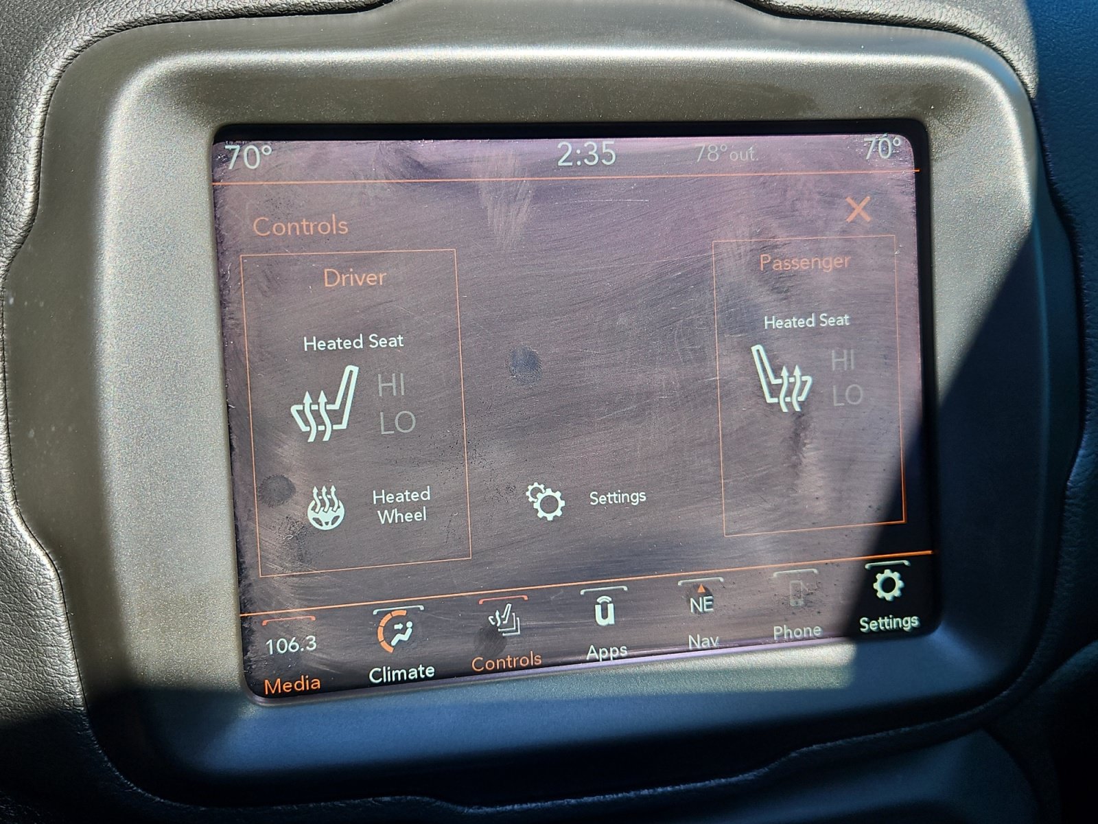 Used 2023 Jeep Renegade Altitude w/ Sun/Sound Group AWD/4WD image 19