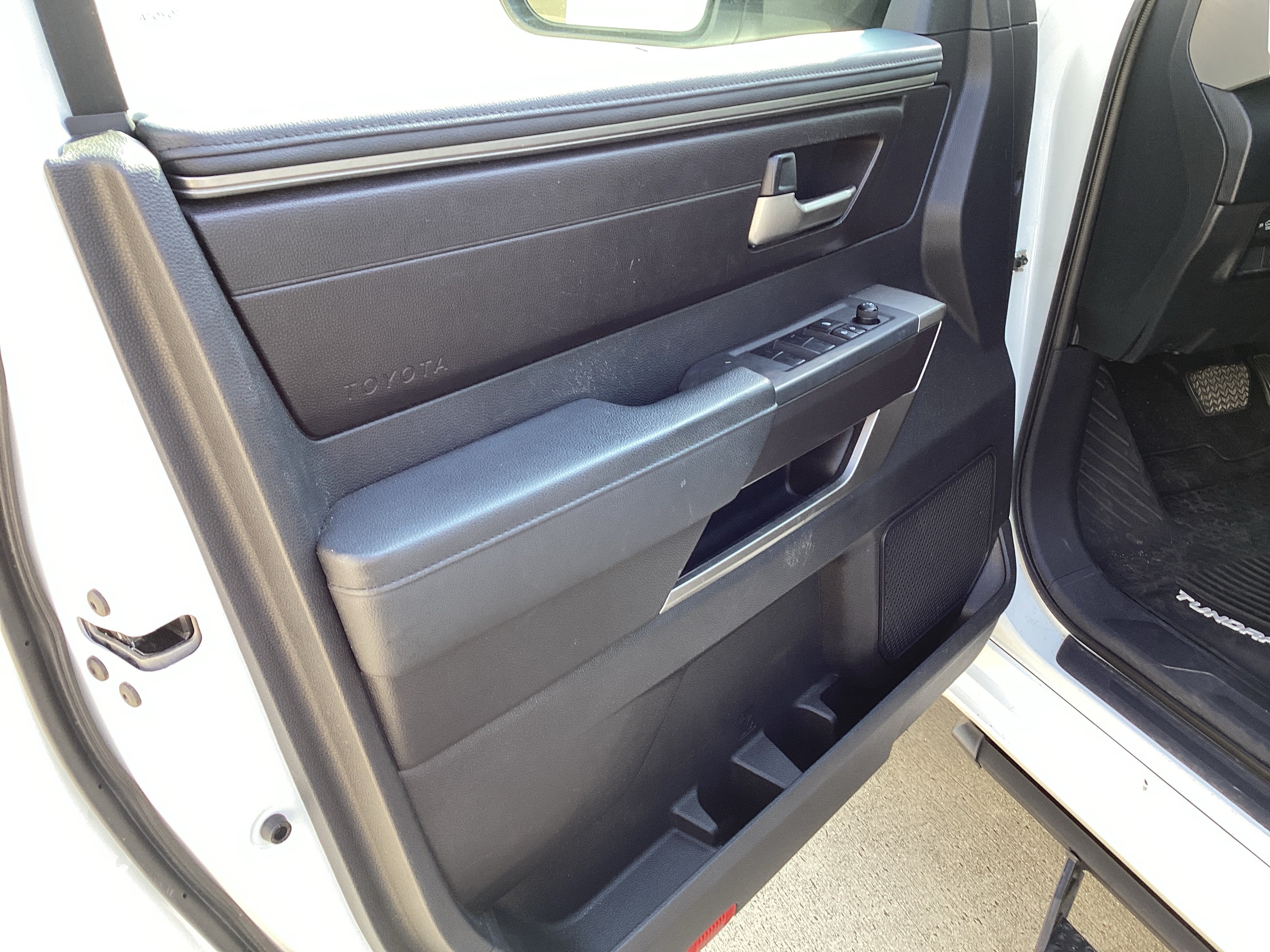 Used 2023 Toyota Tundra SR5 RWD image 15