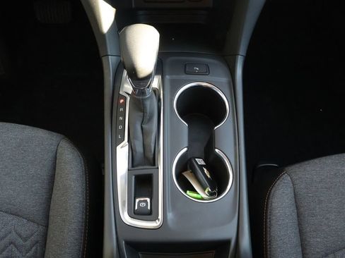 Used 2024 Chevrolet Equinox LT image 19