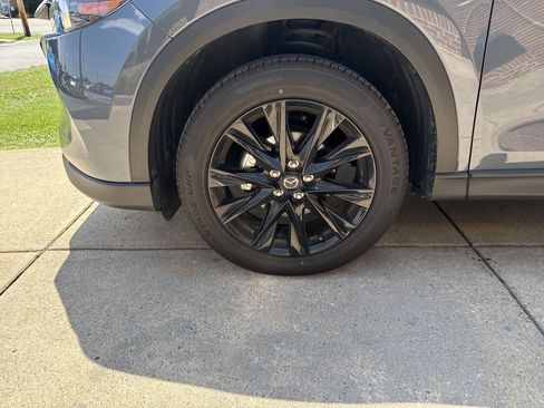 Certified 2025 MAZDA CX-5 Carbon Edition AWD/4WD image 11