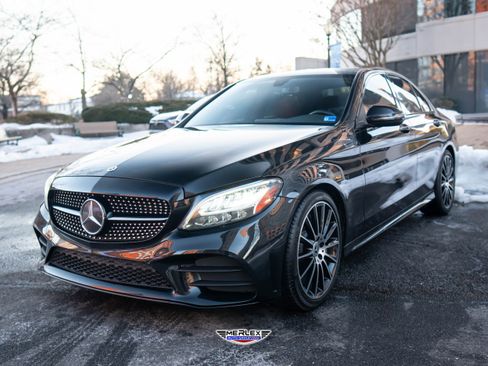 Used 2020 Mercedes-Benz C 300 Sedan image 3