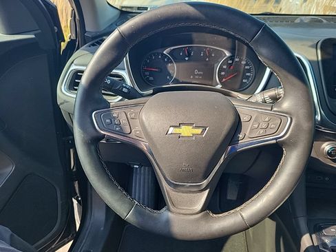 Used 2024 Chevrolet Equinox LT AWD/4WD image 32