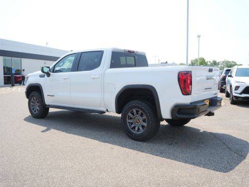 Used 2026 GMC Sierra 1500 AT4X w/ LPO, Black Badging Package AWD/4WD image 2