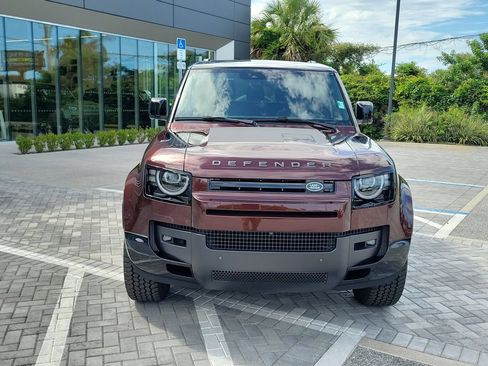 New 2026 Land Rover Defender 90 X-Dynamic SE AWD/4WD image 8