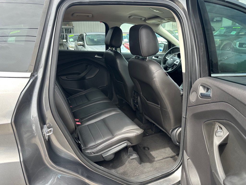 Used 2014 Ford Escape Titanium w/ Equipment Group 401A FWD image 13