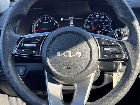 Used 2023 Kia Forte LXS w/ LXS Technology Package image 20