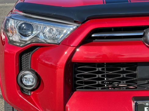 Used 2022 Toyota 4Runner SR5 image 45