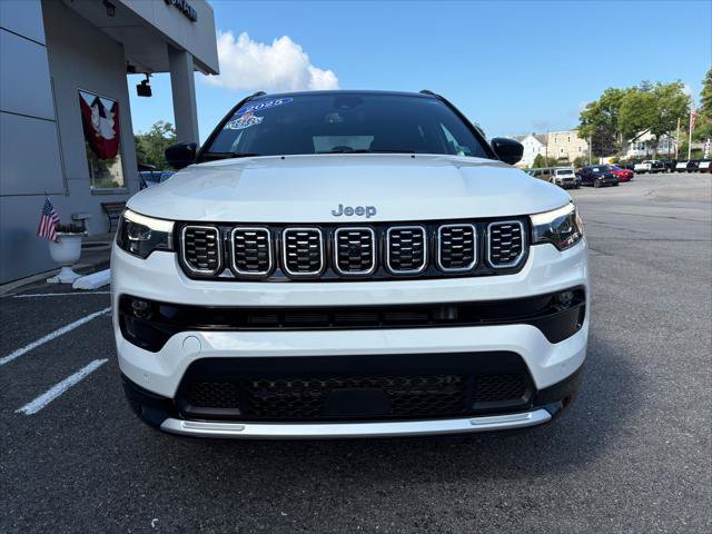 Certified 2025 Jeep Compass Limited w/ Elite Group AWD/4WD image 4