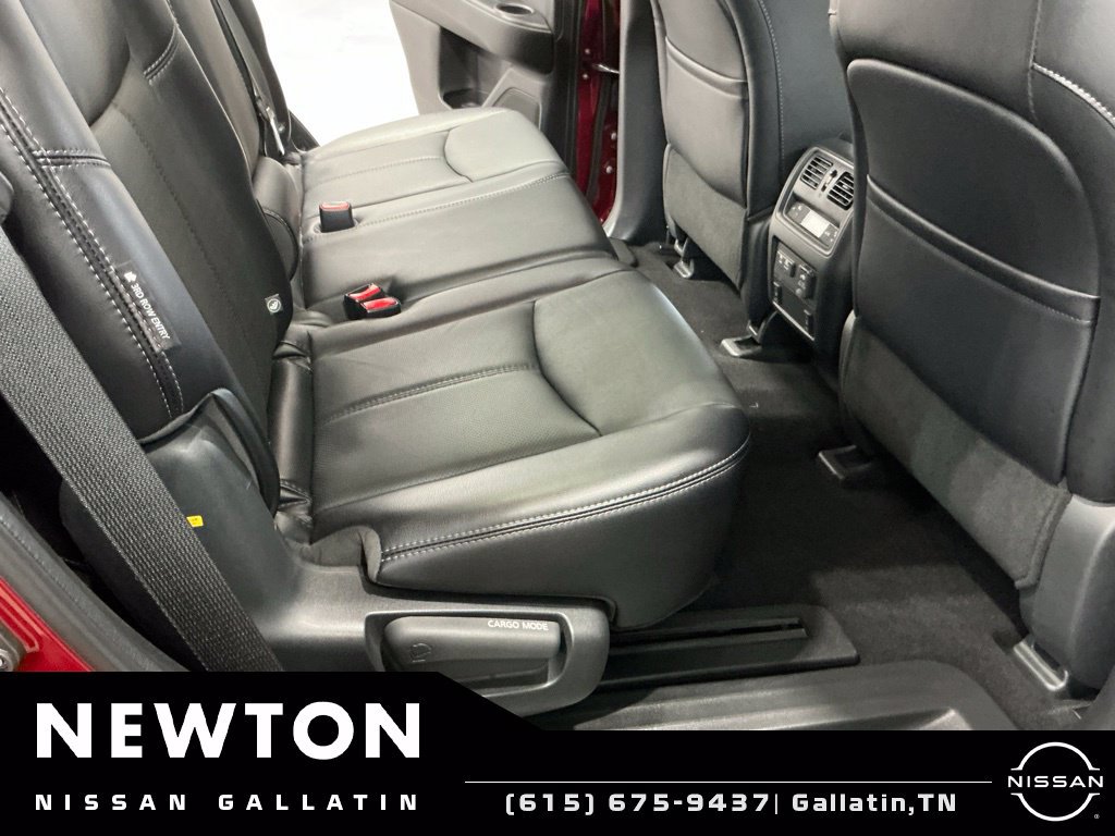 Used 2020 Nissan Pathfinder Platinum AWD/4WD image 24