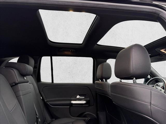 Used 2020 Mercedes-Benz GLB 250 4MATIC image 21